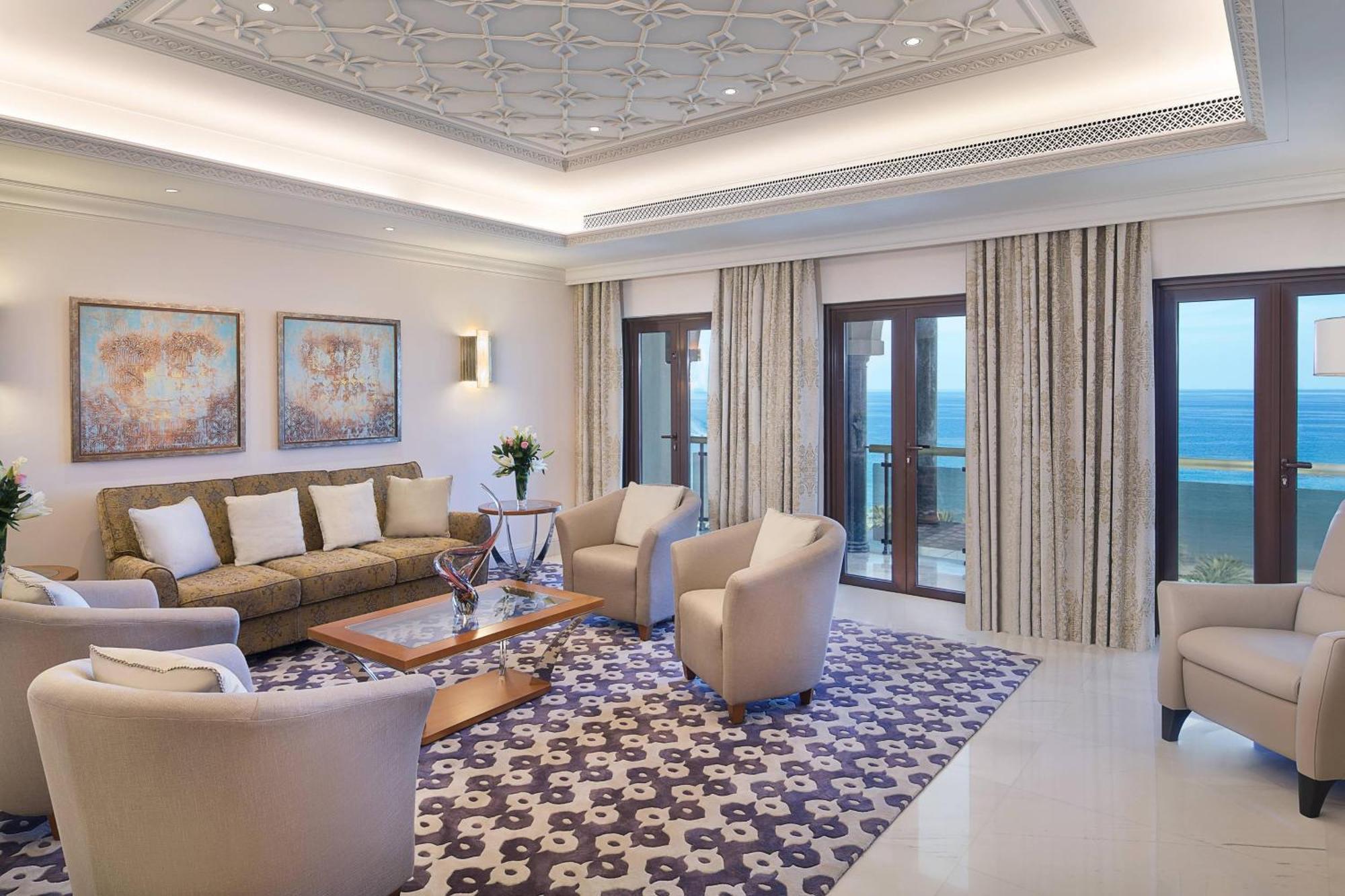 Al Bustan Palace, A Ritz-carlton Ośrodek wypoczynkowy 5*